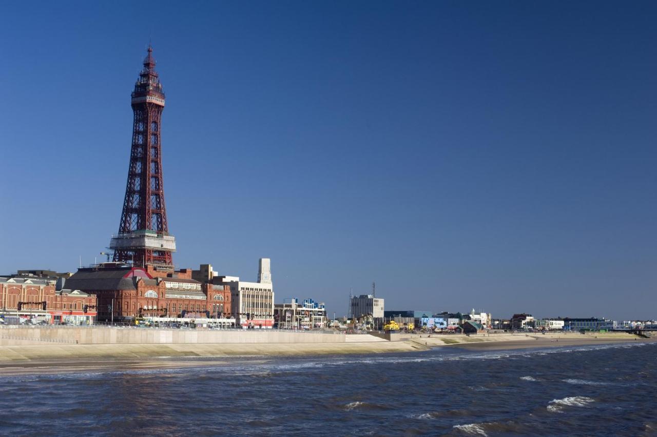 Adelphi Flats Apartment Blackpool