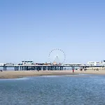 Adelphi Holiday Flats