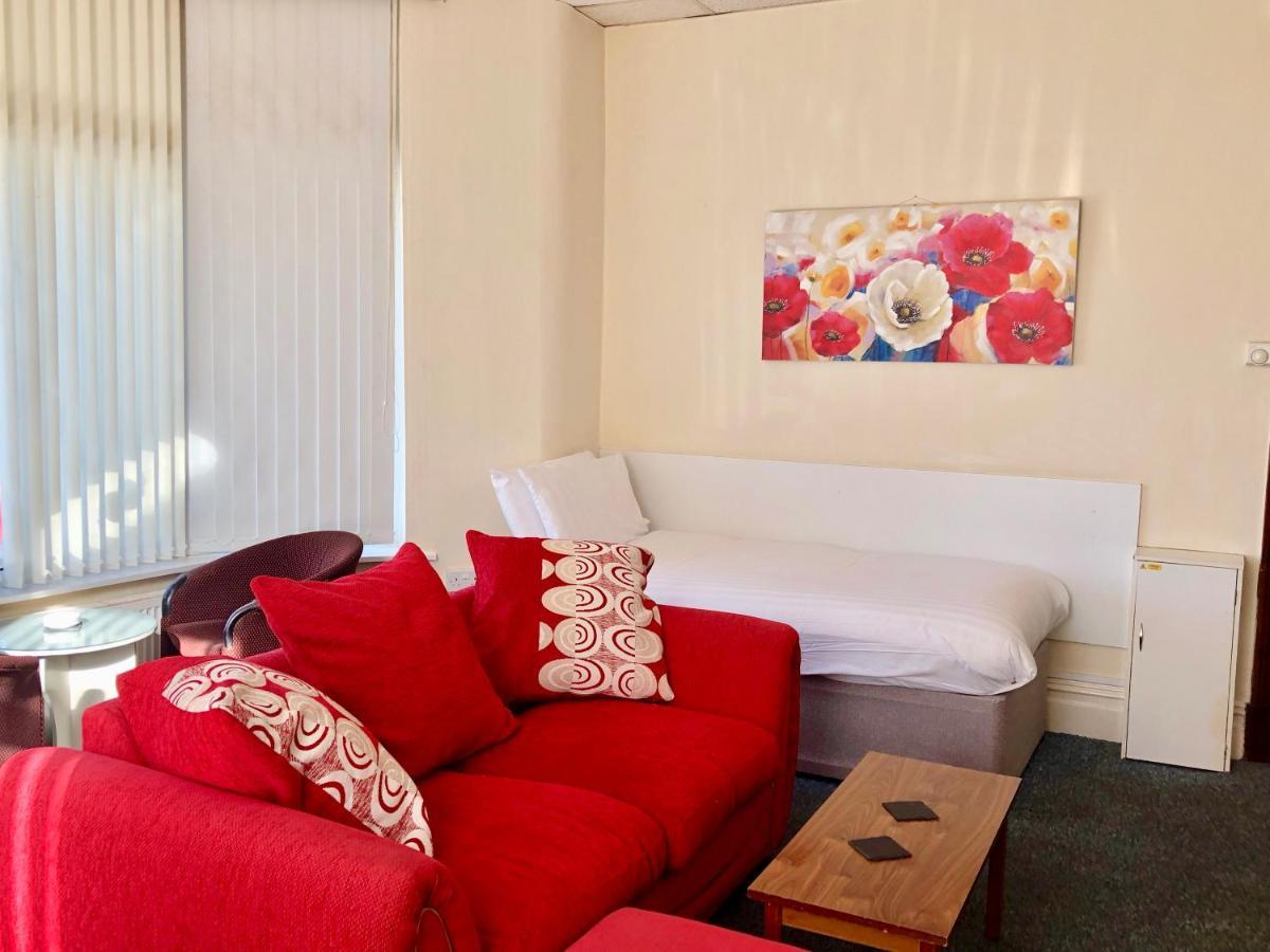 Adelphi Flats Apartment *
