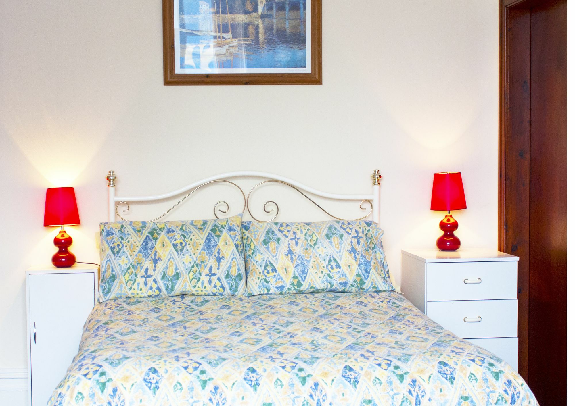 Adelphi Flats Apartment